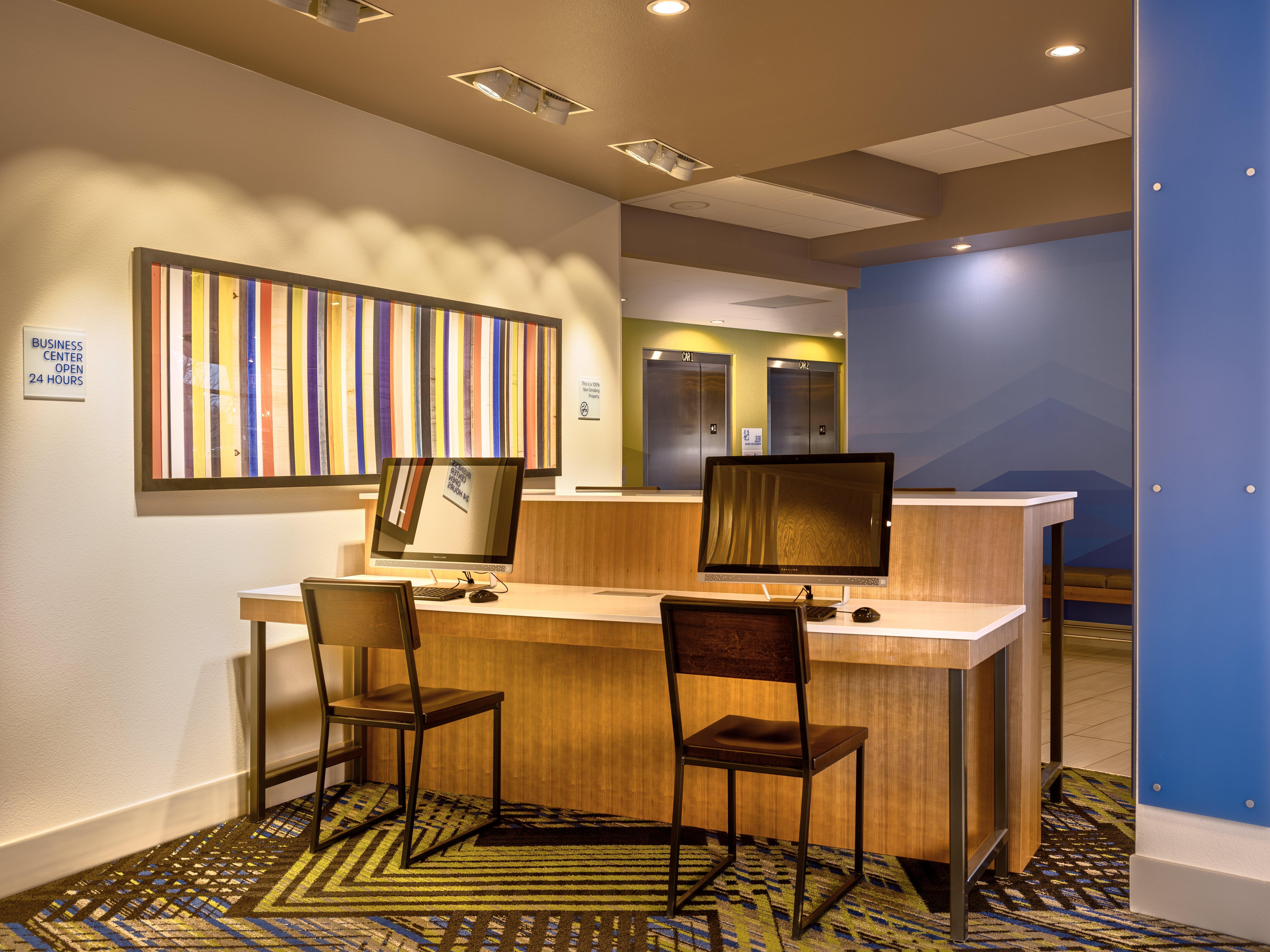 Holiday Inn Express & Suites Salem North - Keizer By Ihg Exterior photo