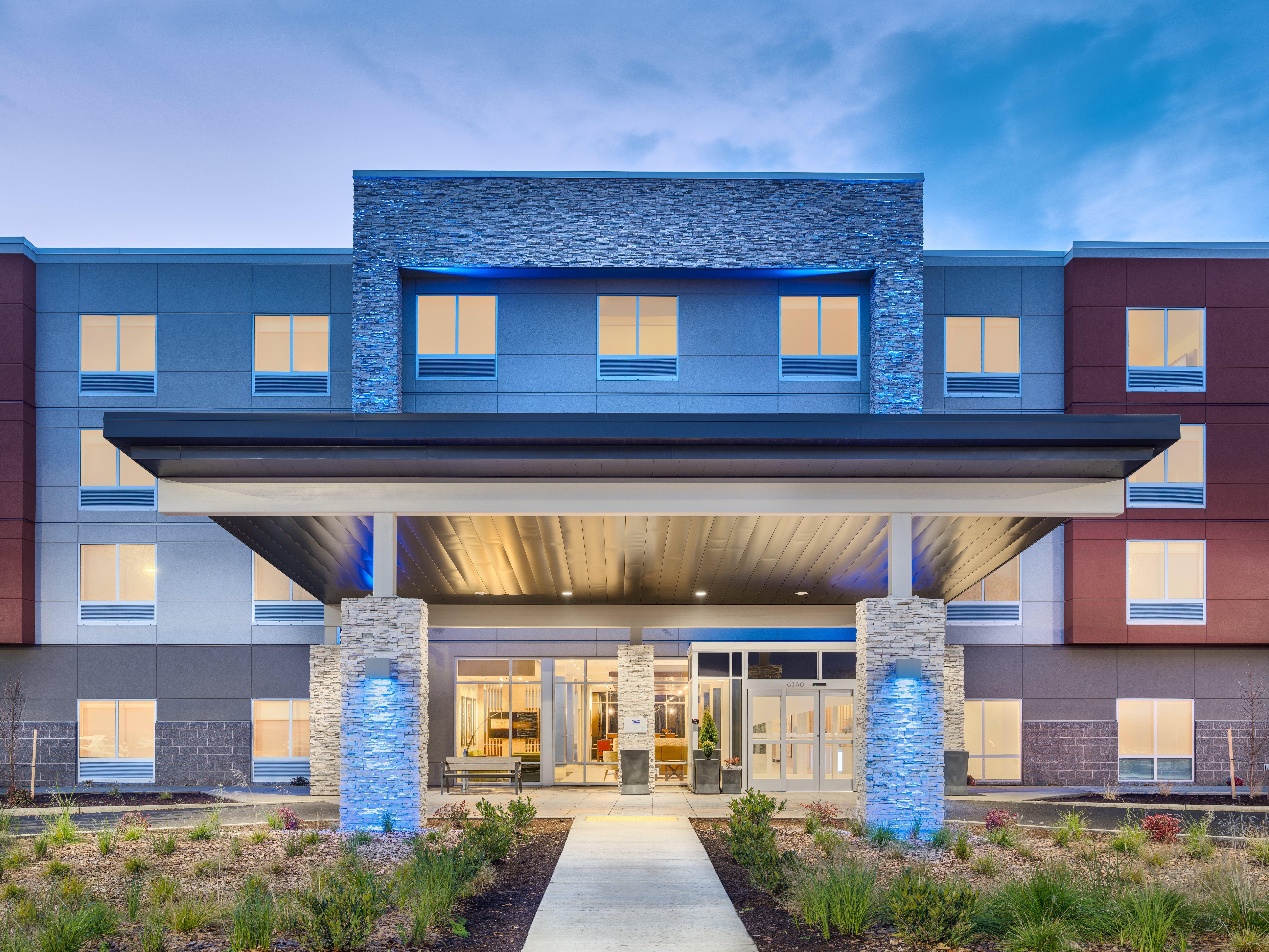 Holiday Inn Express & Suites Salem North - Keizer By Ihg Exterior photo