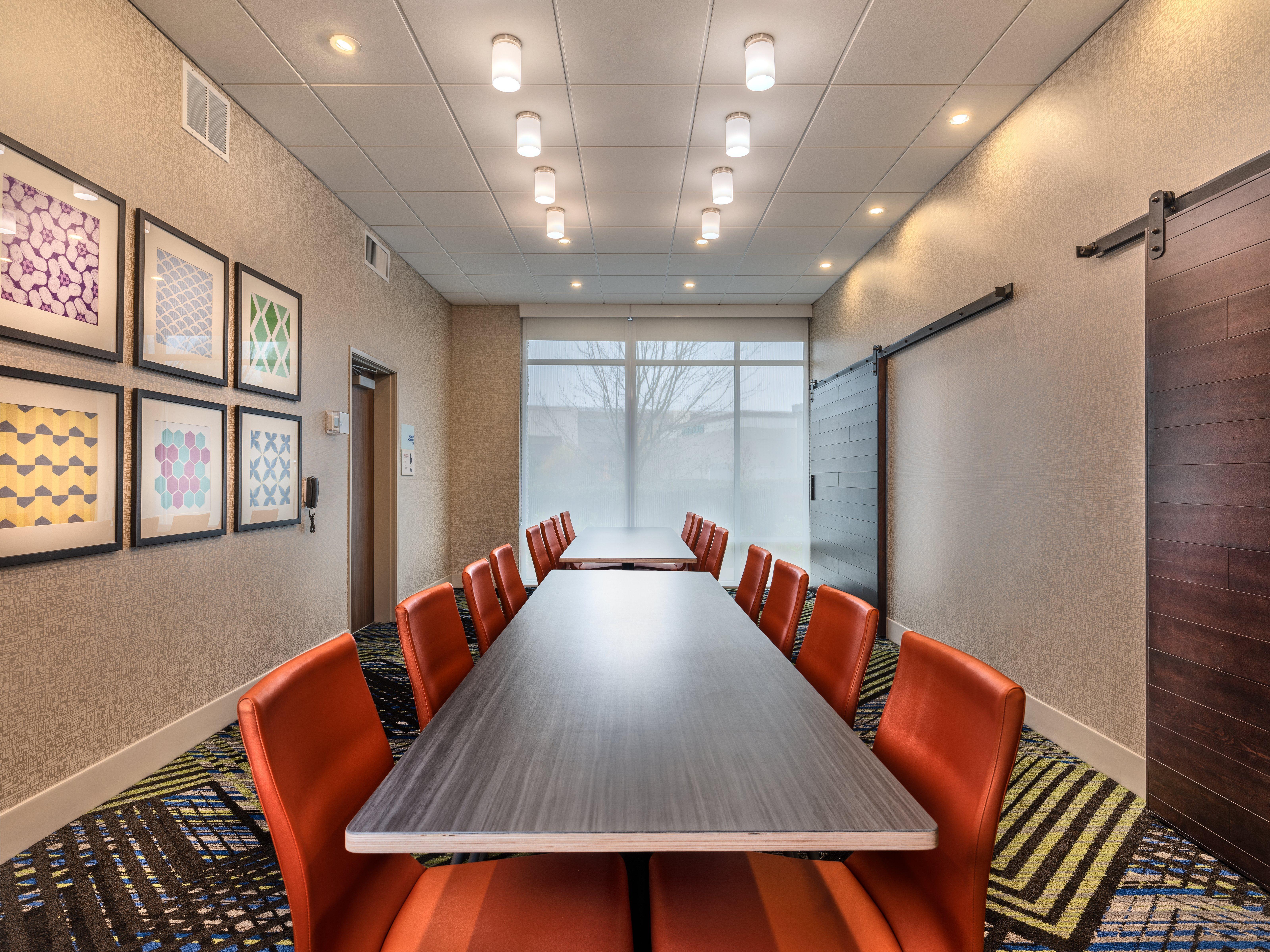 Holiday Inn Express & Suites Salem North - Keizer By Ihg Exterior photo
